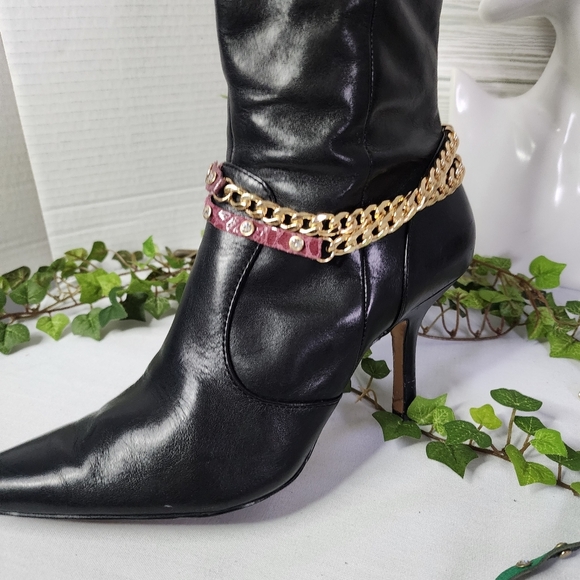 Gold Cuban Link Chain and Burgundy Leather Boot Ankle Bracelet - Picture 8 of 9